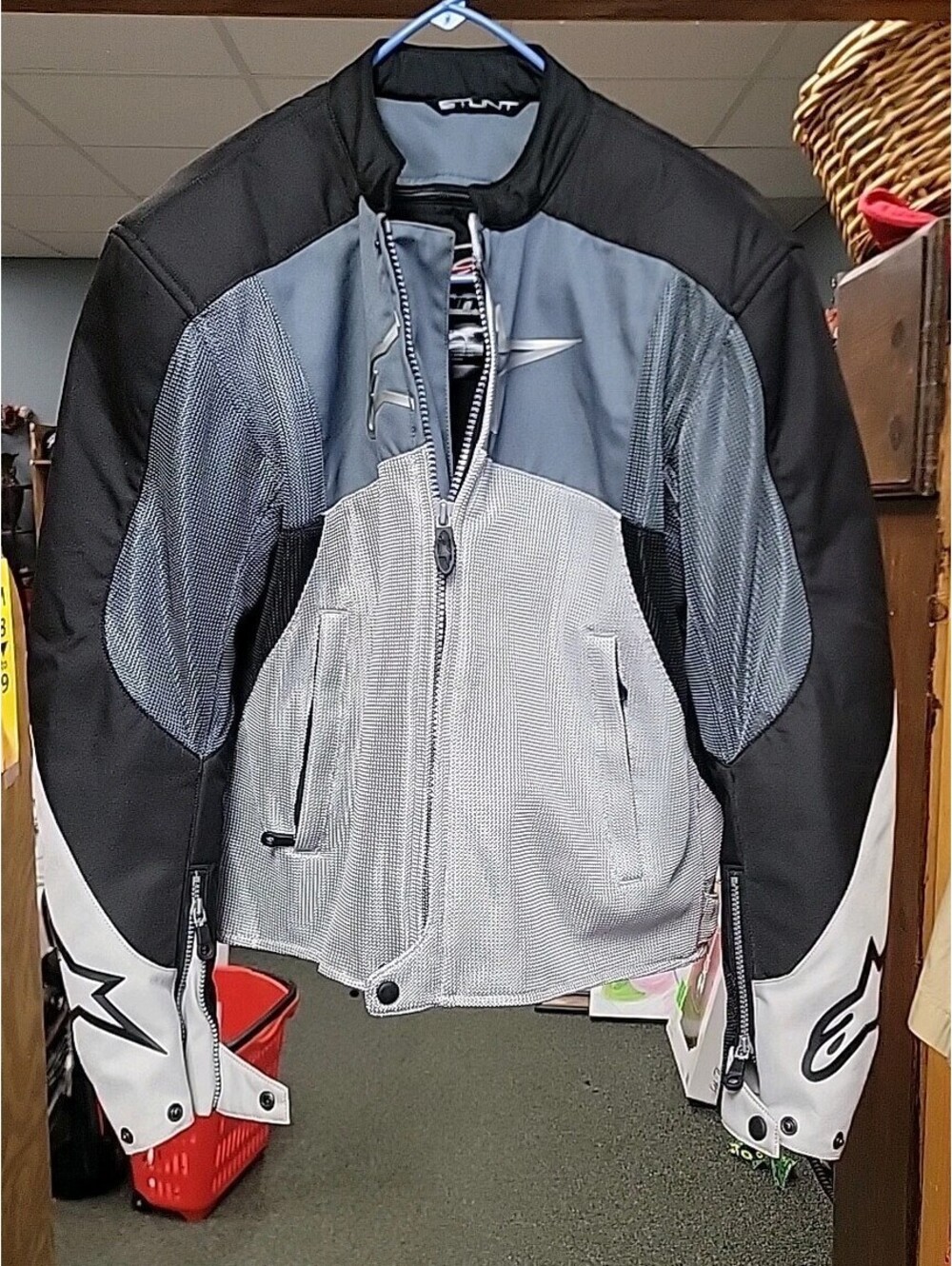 Alpinestars Men’s Padded/Black/Gray/White/ STUNT AIR/ MOTORCYCLE JACKET / Medium